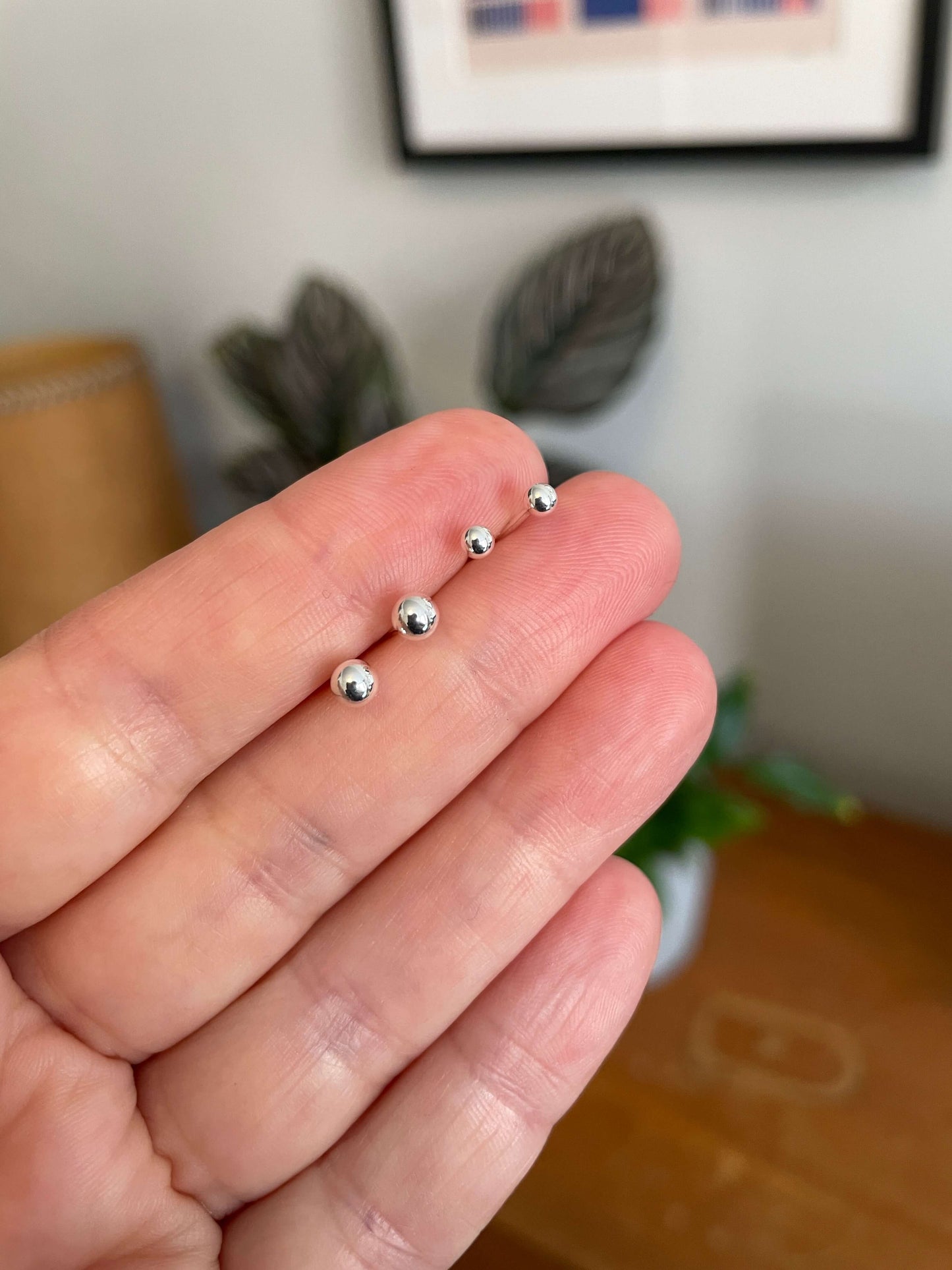 Silver minimal ball studs